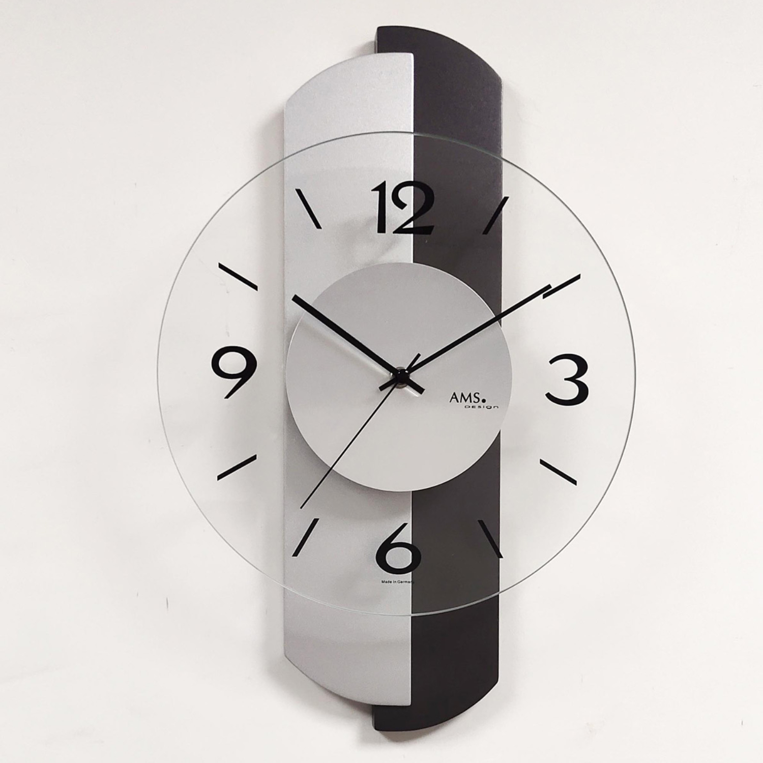 AMS Quartz Clock W9206