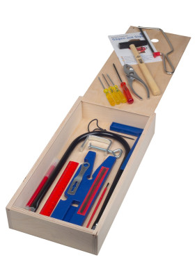 Fretsaw tool set in wooden box, 23 parts